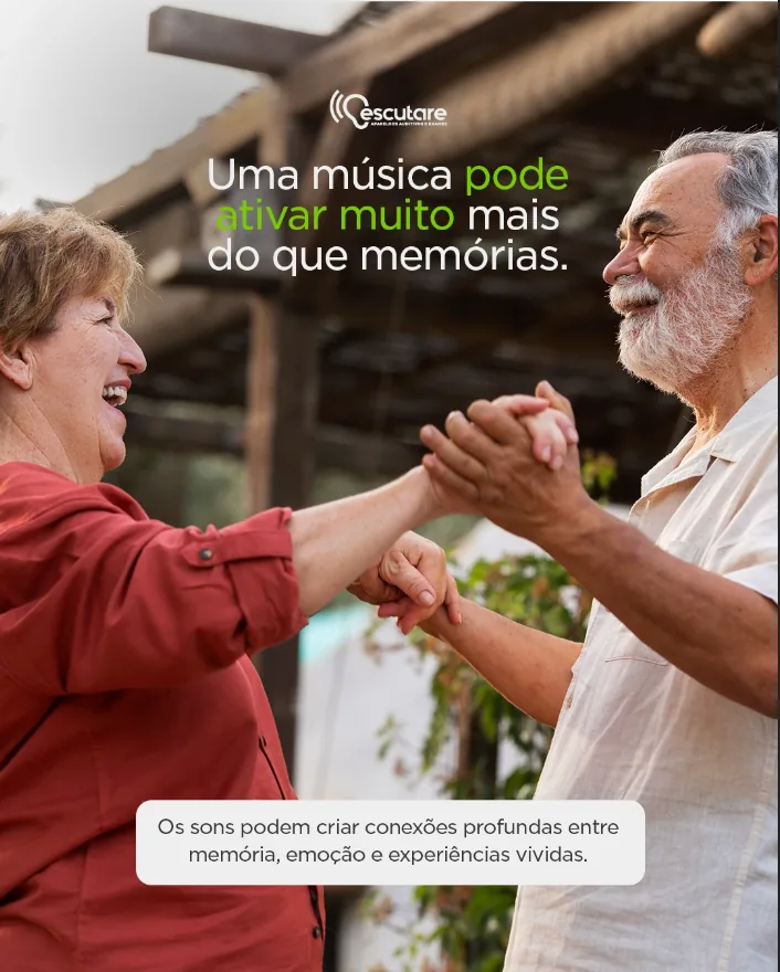 Casal dançando e compartilhando um momento de conexão